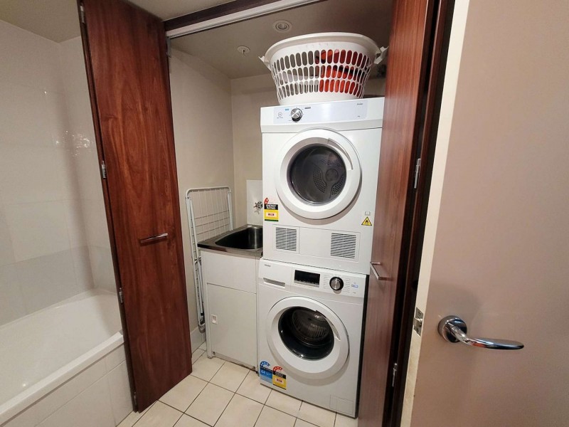 2225/23 Ferny Ave, Surfers Paradise QLD 4217