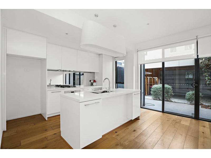 56 Mulberry Ave, Cheltenham VIC 3192