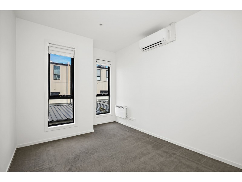 56 Mulberry Ave, Cheltenham VIC 3192