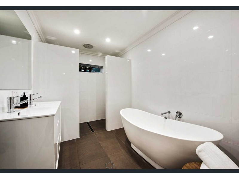 35 Jervois St, Torrensville SA 5031