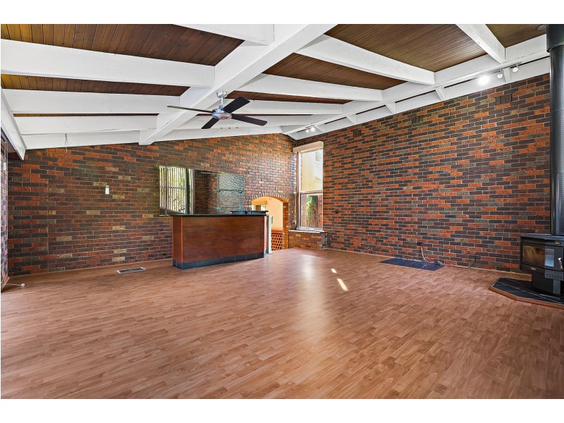 19 Remington Dr, Glen Waverley VIC 3150