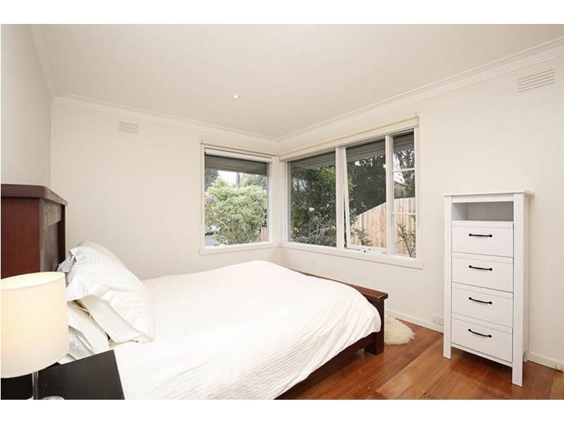 1/11 Iris, Glen Iris VIC 3146