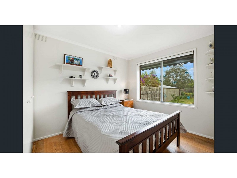 72 Adele Ave, Ferntree Gully VIC 3156