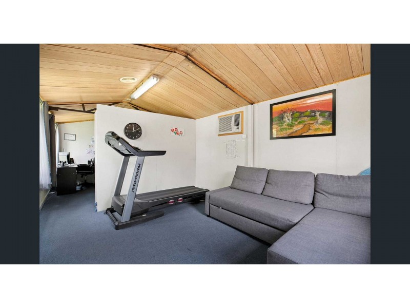 72 Adele Ave, Ferntree Gully VIC 3156