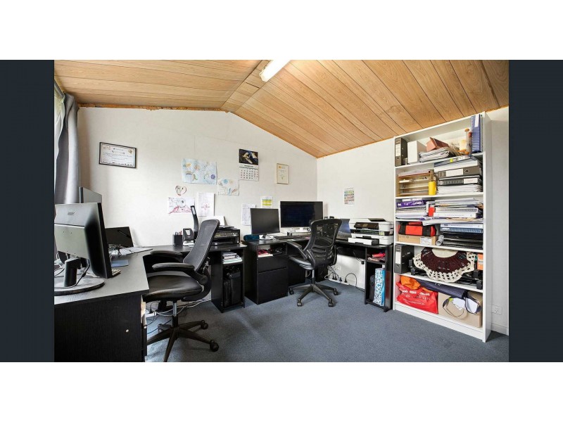 72 Adele Ave, Ferntree Gully VIC 3156