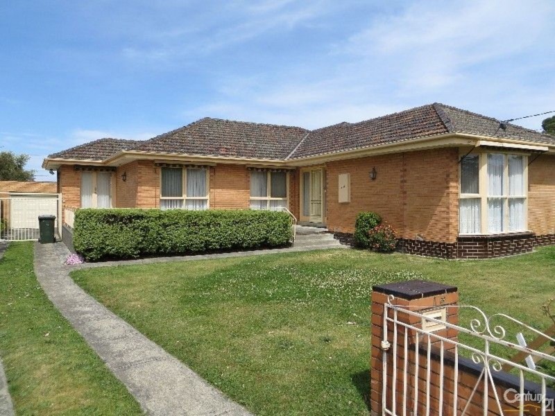 24 Blue Hills Ave, Mount Waverley VIC 3149