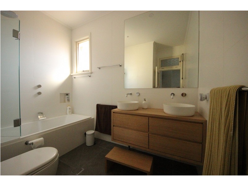 1 Shaw St, Petersham NSW 2049