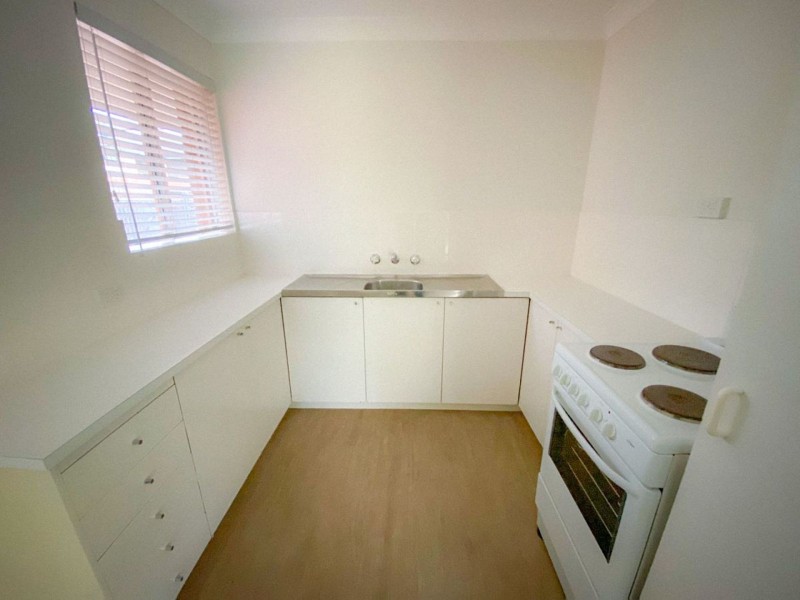 2/28 Park St, Como WA 6152