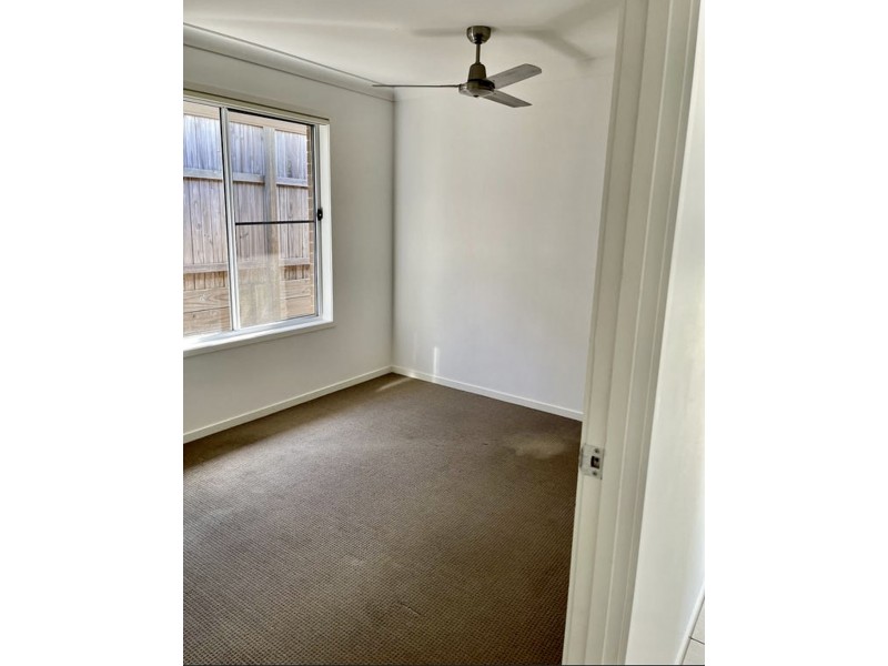 5 Calandra St, Redbank Plains QLD 4301