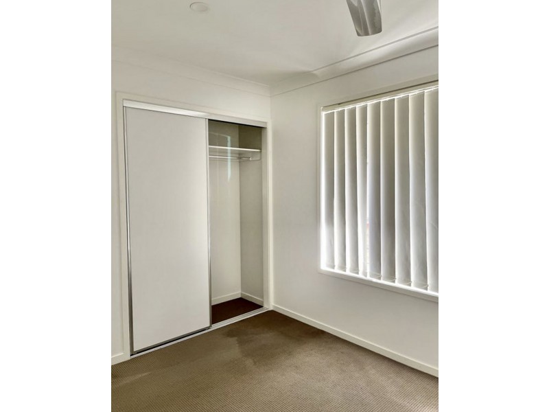 5 Calandra St, Redbank Plains QLD 4301