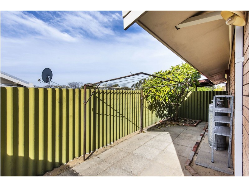 2/10 Hammad St, Palmyra WA 6157