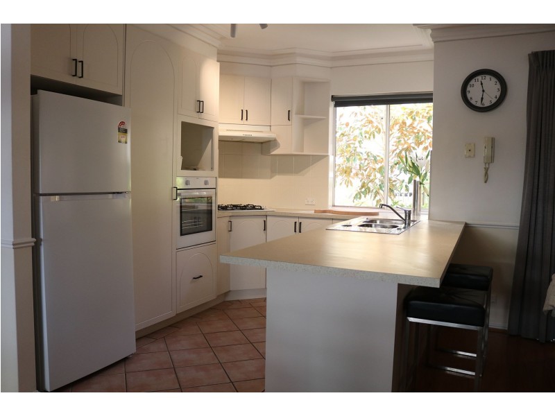 6/8 Stone St, South Perth WA 6151