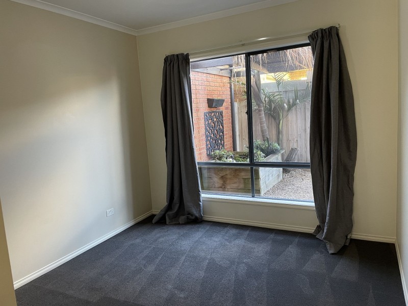 12 Coney Hurst Cres, Mornington VIC 3931