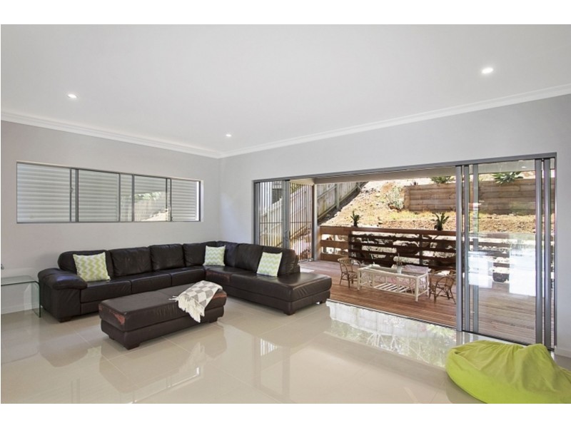 18 Donegal Ct, Banora Point NSW 2486