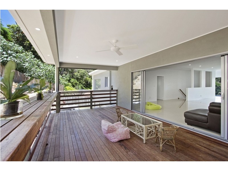 18 Donegal Ct, Banora Point NSW 2486