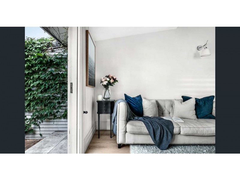 5 Woods Ave, Woollahra NSW 2025