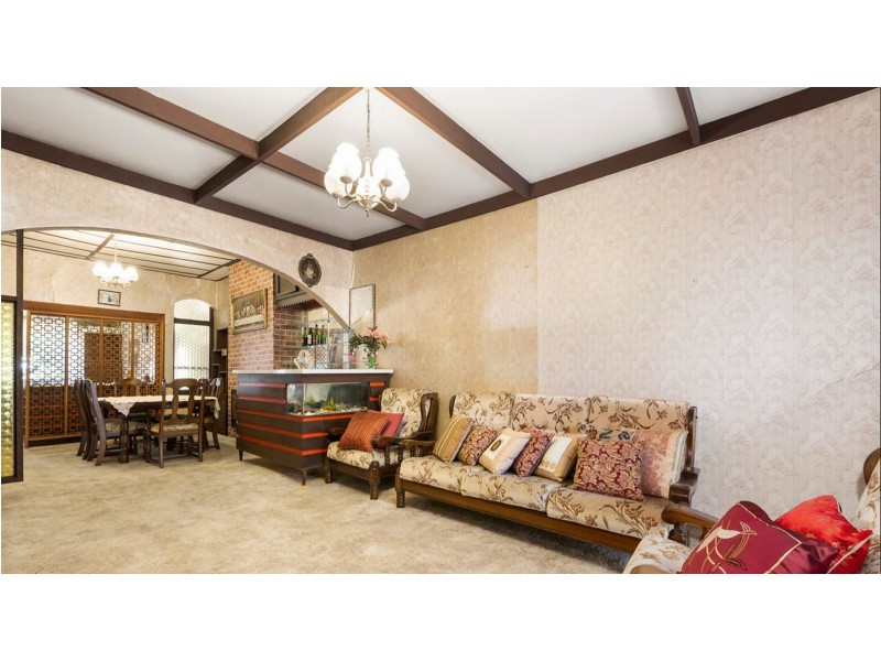 132 Glen Huntly Rd, Elwood VIC 3184