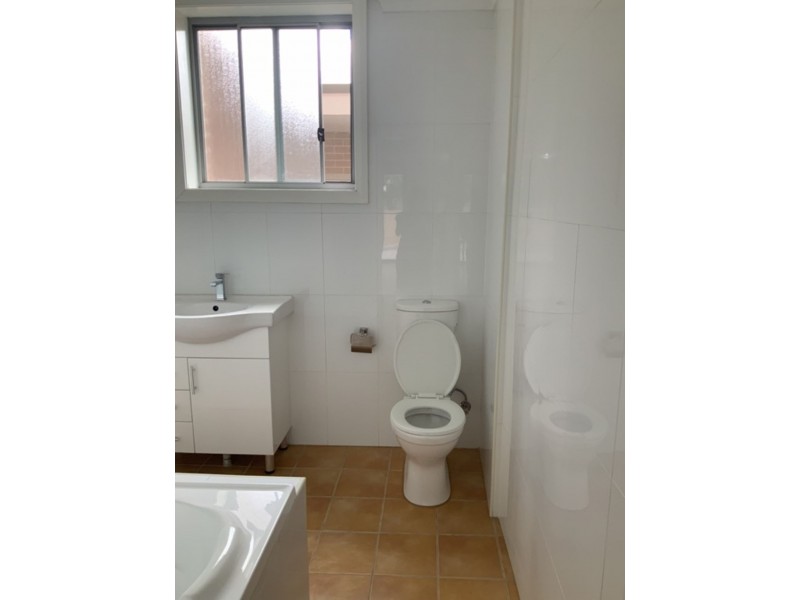 2/36-38 Darcy Rd, Wentworthville NSW 2145