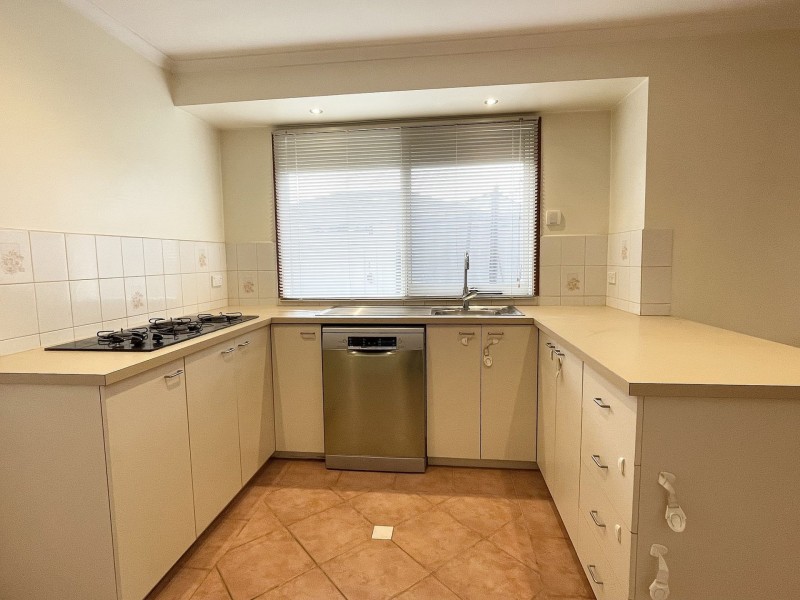 1/135 Quinn St, Deer Park VIC 3023