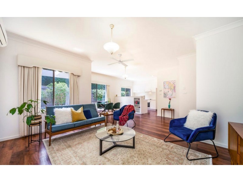 15B Glover St, Lyneham ACT 2602