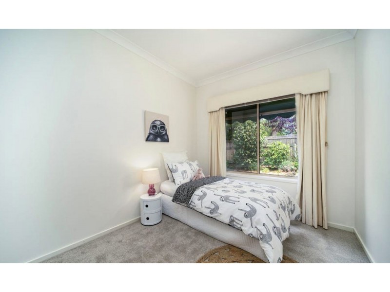 15B Glover St, Lyneham ACT 2602