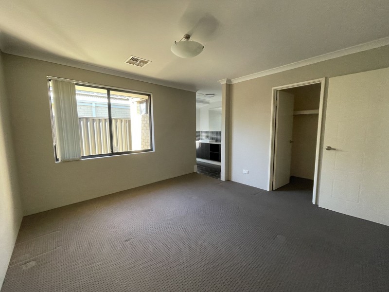 12 Jutland Way, The Vines WA 6069