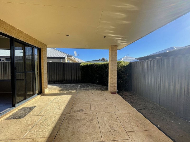 12 Jutland Way, The Vines WA 6069