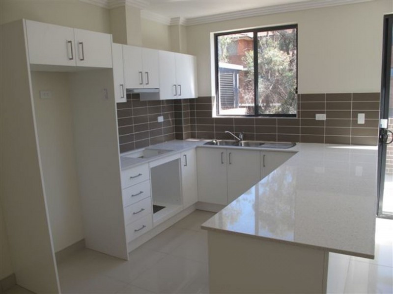 4/1-3 Oxford St, Merrylands NSW 2160