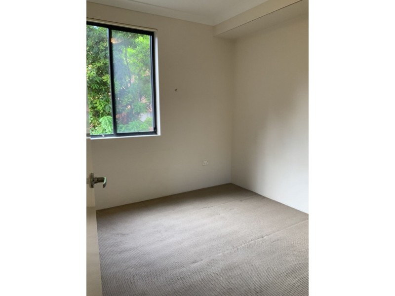 4/1-3 Oxford St, Merrylands NSW 2160