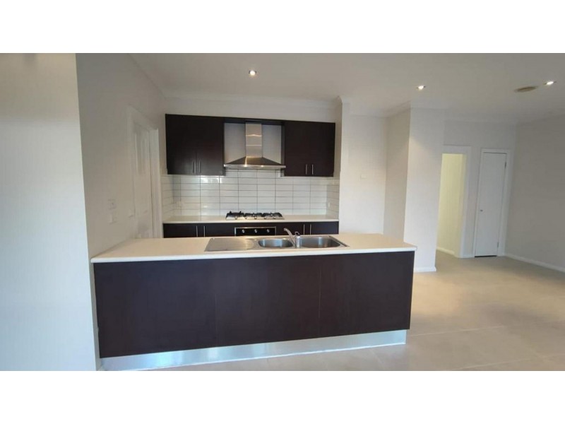 12 Mallard Mews, South Morang VIC 3752