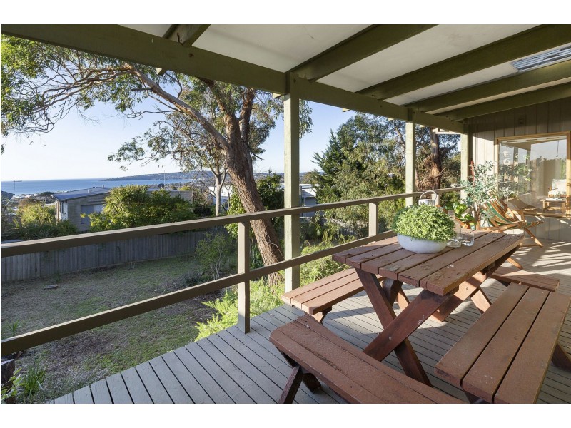 22 Burns Cl, Dromana VIC 3936