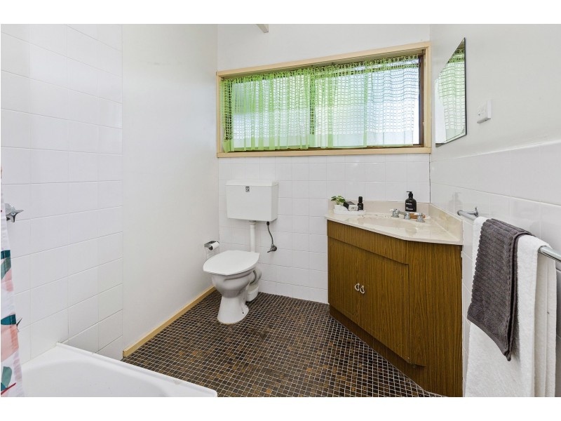 22 Burns Cl, Dromana VIC 3936