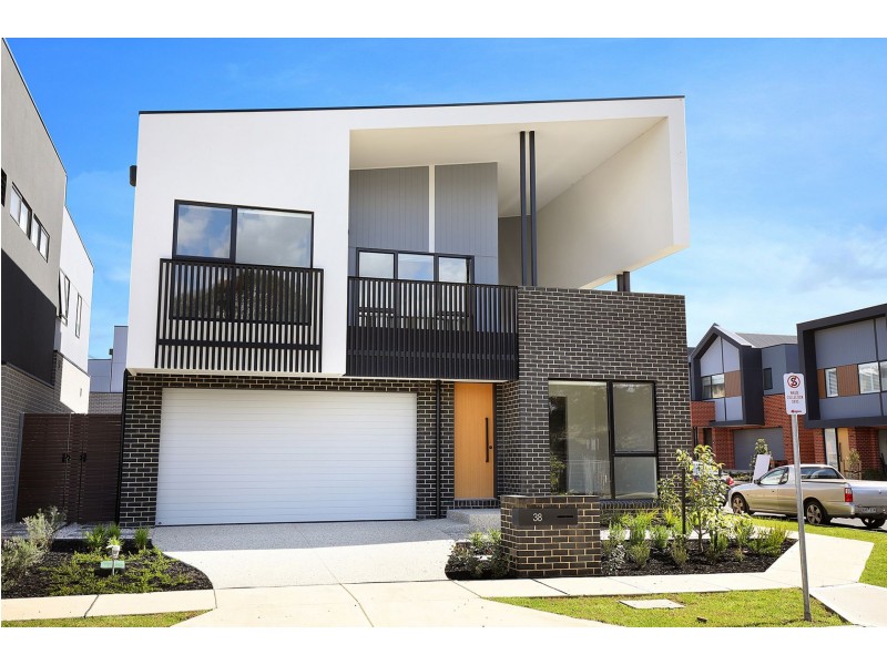 38 Rustic Ave, Burwood East VIC 3151