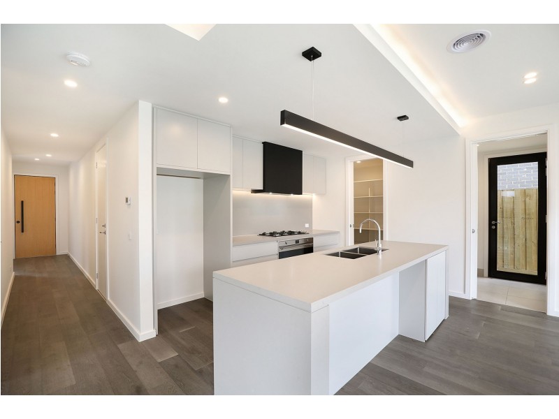 38 Rustic Ave, Burwood East VIC 3151