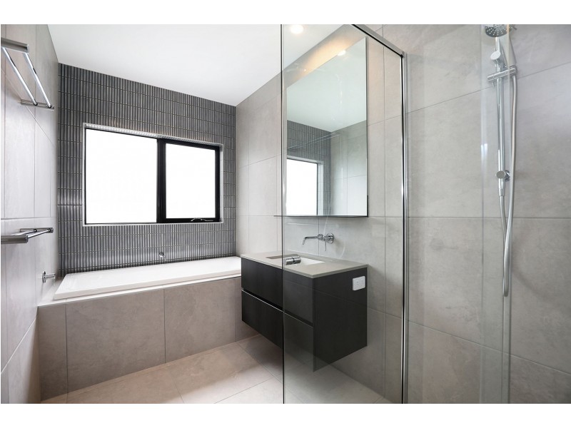 38 Rustic Ave, Burwood East VIC 3151