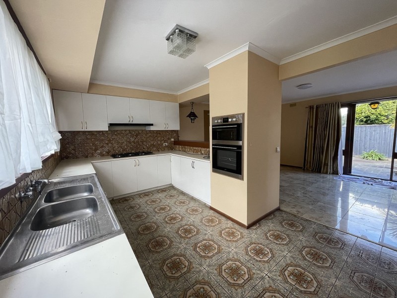 58 Albany Cres, Aspendale VIC 3195