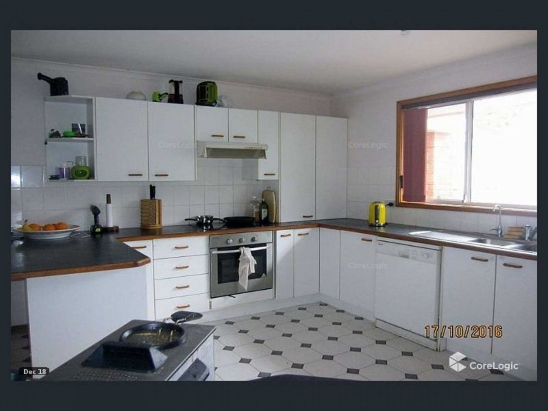 15 Glenwood Rd, Narara NSW 2250