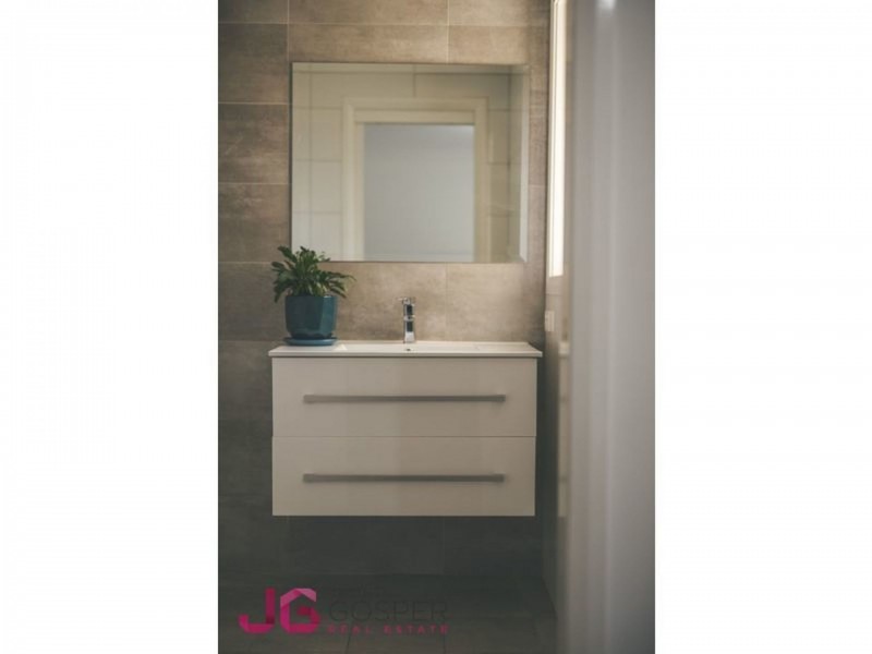 120 Kearneys Dr, Orange NSW 2800