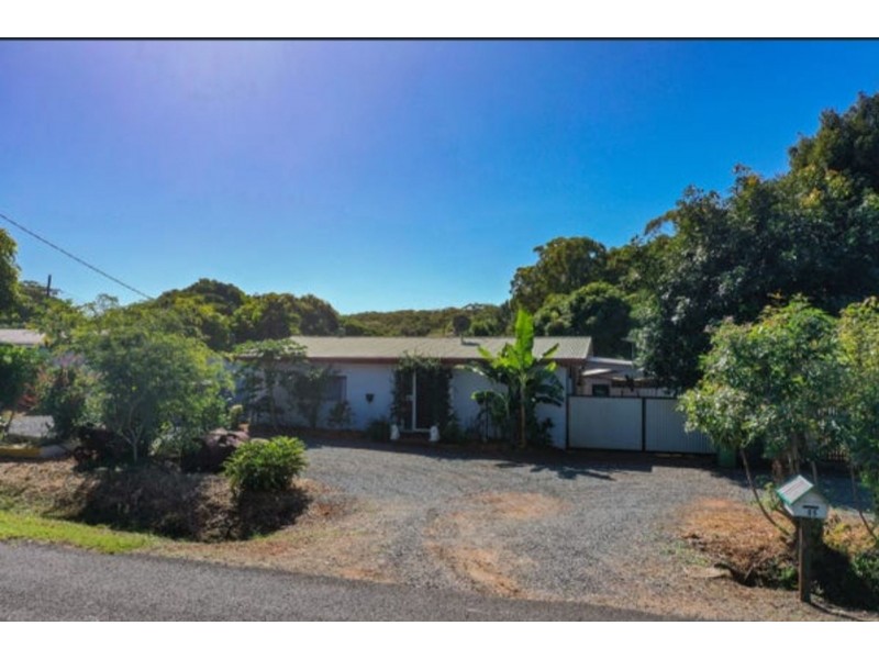 55 Kings Rd, Russell Island QLD 4184