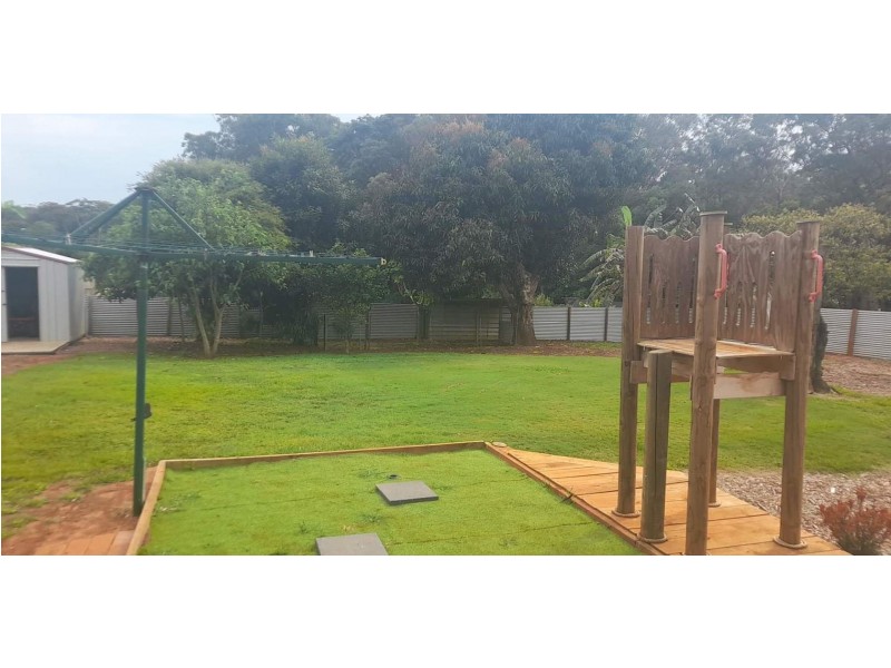 55 Kings Rd, Russell Island QLD 4184