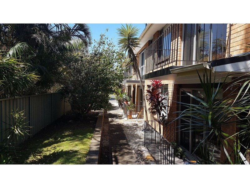 4/44 Redman Ave, Thirroul NSW 2515