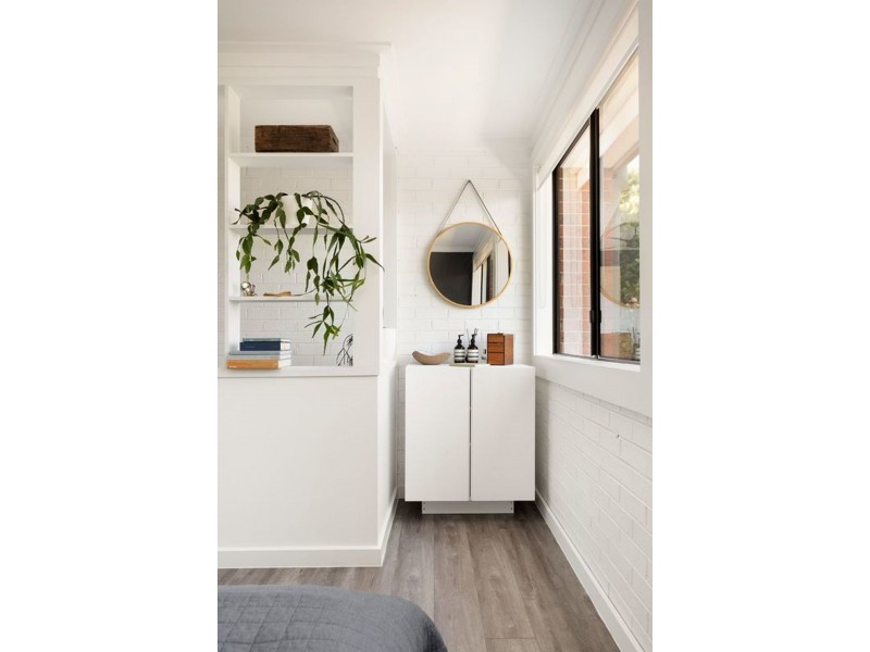 2/13 Cassels Rd, Brunswick VIC 3056