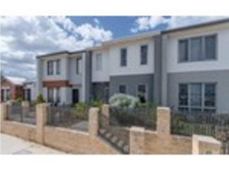 8 Darbyshire Pde, Alkimos WA 6038
