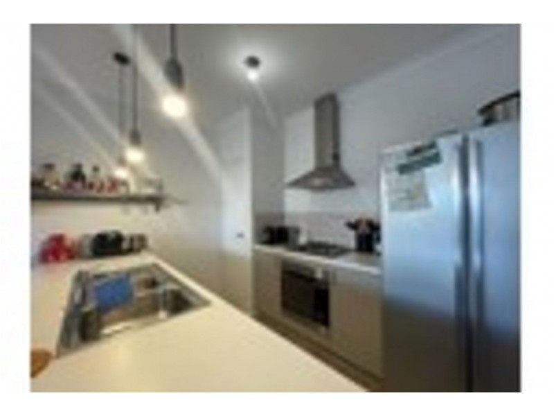 8 Darbyshire Pde, Alkimos WA 6038