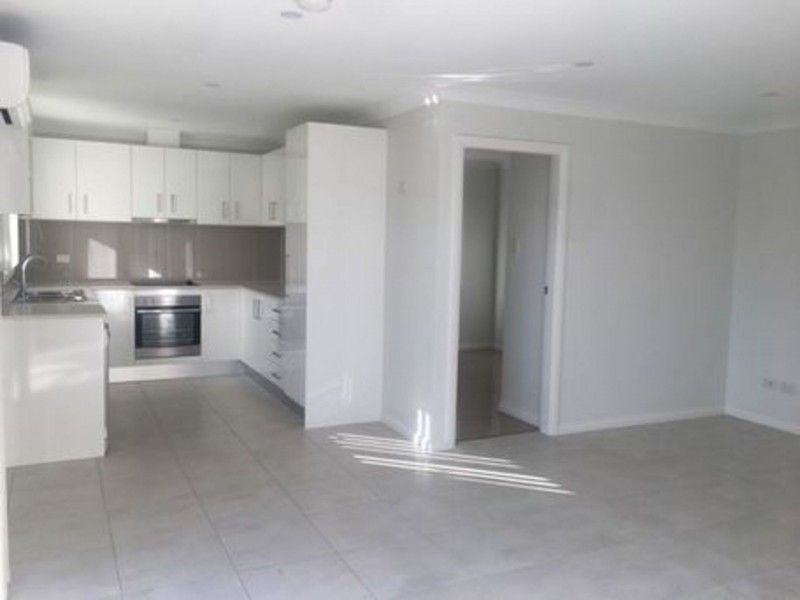 225A Cornelia Rd, Toongabbie NSW 2146