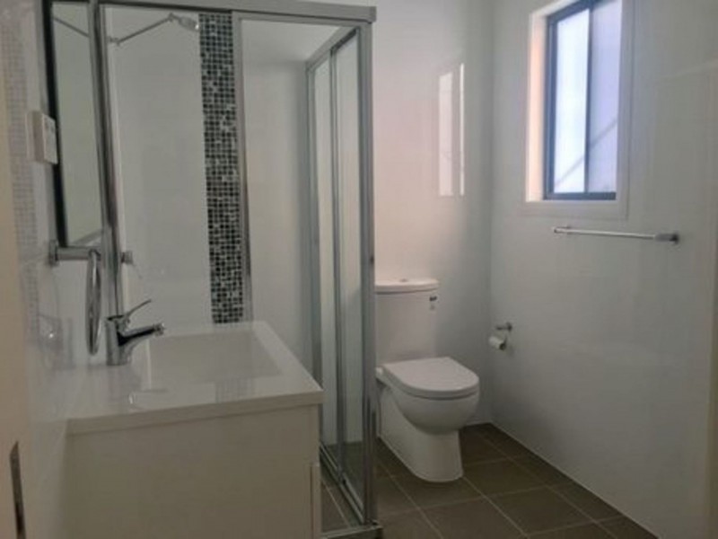 225A Cornelia Rd, Toongabbie NSW 2146