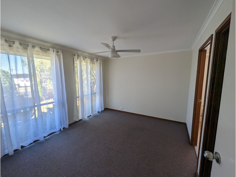 47 Hammond Rd, Toukley NSW 2263