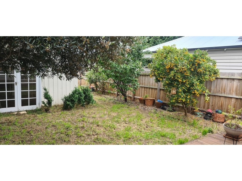 28 Lees St, Mckinnon VIC 3204