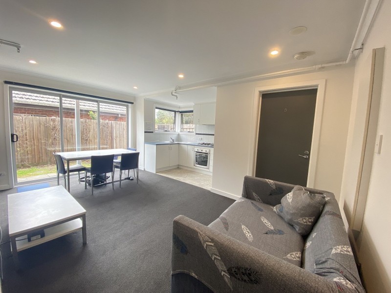 8/51 Station St, Burwood VIC 3125