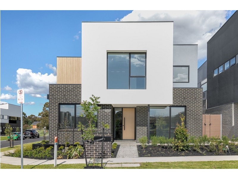 1 Herringbone Cres, Burwood East VIC 3151